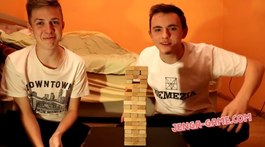 Jenga Duel at Home